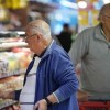 Imagen de La estabilidad en alimentos y combustibles consolida la baja de la inflación