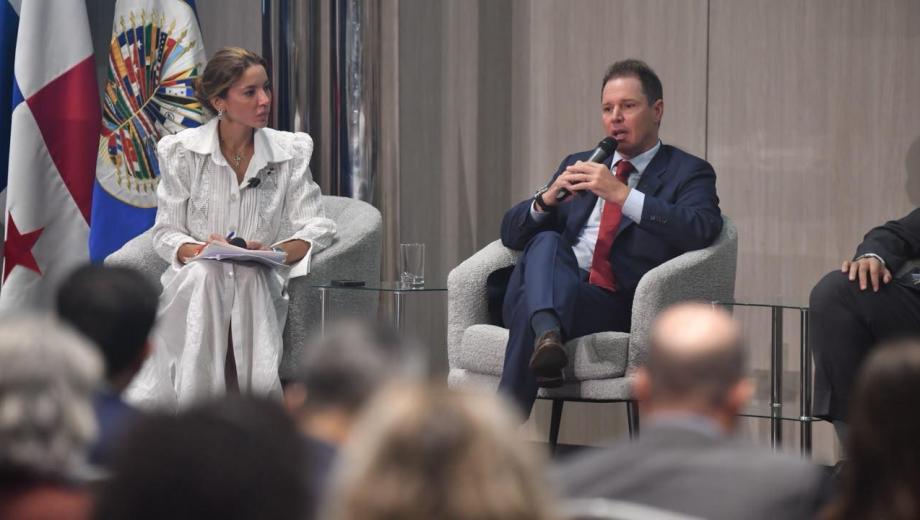 Jorge Brito integró el panel "Energía y Recursos Críticos". Foto: gentileza.