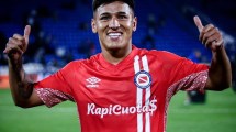 Imagen de Leandro Lozano se hace la revisión médica y firma contrato con Boca