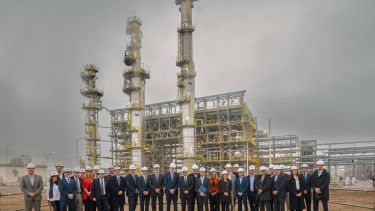 Mega inauguró un nuevo tren de fraccionamiento en Bahía Blanca: demandó una inversión de US$260 millones