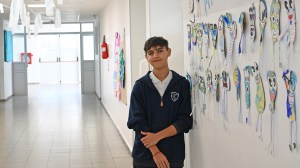 De Plottier a la India: la historia del estudiante de 16 años que busca convertirse en «agente de cambio»