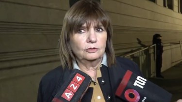 Bullrich aseguró que Milei no ve motivos para desplazar a Adorni y confirmó que avanza el pedido de interpelación