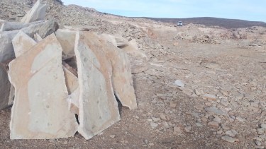 Minería en Los Menucos: Río Negro realizó inspecciones ambientales en canteras y plantas de procesamiento de piedra laja