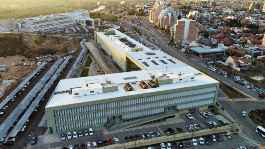 Las autoridades judiciales ratificaron de forma unánime la reclusión del profesor deportivo imputado por delitos contra la integridad sexual.