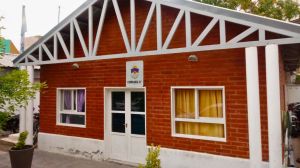 Un vecino vio movimientos extraños en una casa de Neuquén y todo terminó con un demorado