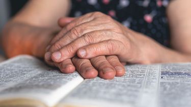 «Creer sin pertenecer», auge evangélico y religiosidad popular: radiografía de la fe argentina