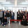 Imagen de Ni Una Menos: un Banco Rojo en la Terminal de Roca abre un mes de actividades contra la violencia de género