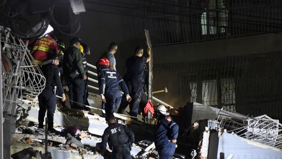 Terremotos en Venezuela: ascienden a 920 los muertos y continúan las tareas de rescate