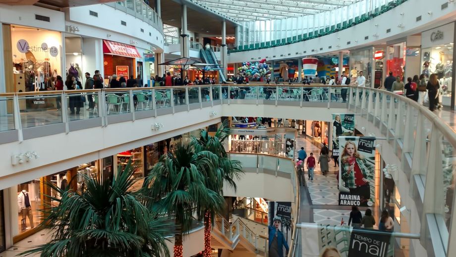 Los centros comerciales en Chile registran un freno en el arribo de compradores argentinos, un fenómeno impulsado por el nuevo escenario de oferta local. (Foto: Gentileza)