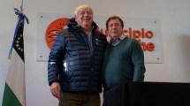 Imagen de Weretilneck y Cortés muestran su “alianza” de gestión en Bariloche