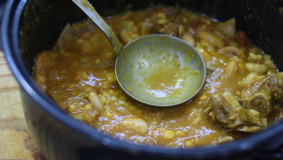 Más de 1000 porciones fue el resultado de la labor realizado en la 3° edición del Festival del Locro Criollo - Foto: Gentileza Municipio.