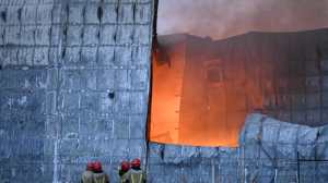 Corte de luz, desvíos en el tránsito y cese de actividades en Cipolletti: los servicios afectados por el incendio