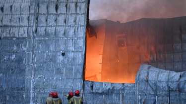 Corte de luz, desvíos en el tránsito y cese de actividades en Cipolletti: los servicios afectados por el incendio