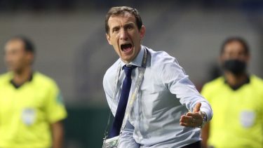 Boca le ofreció el cargo de entrenador a Arruabarrena: el DT respondería en las próximas horas