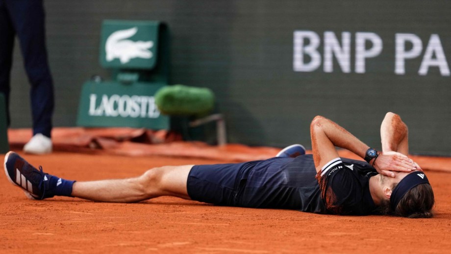AFP: Zverev, de 29 años, inscribió su nombre entre los grandes. 