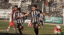 Imagen de Federico Acevedo, el «9» de Cipolletti que es uno de los goleadores del Federal A: «Trabajé mucho para esto»