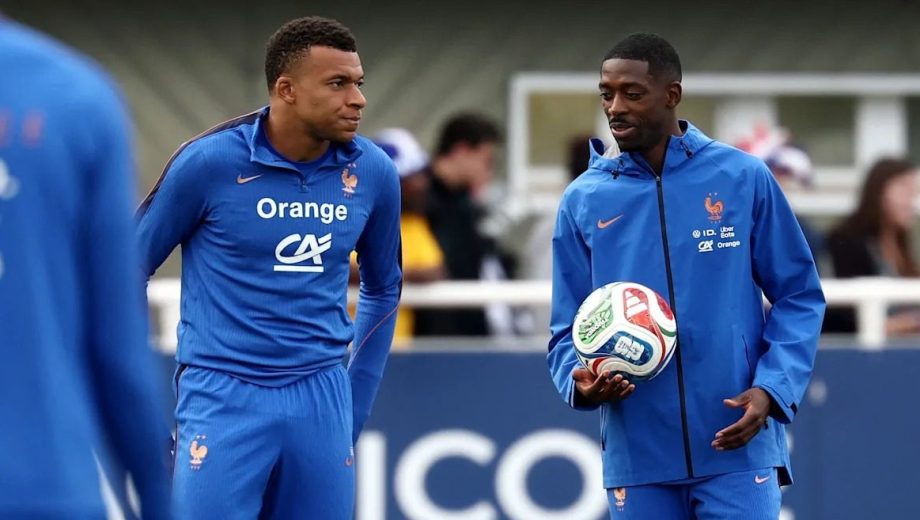 Kylian Mbappé y Ousmane Dembélé, entrenando en la Universidad Bentley en la ciudad de Waltham, Massachusetts. (Foto: AFP)