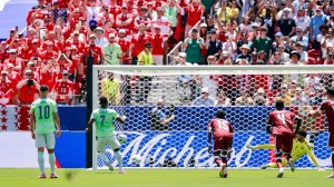 La explicación de la FIFA tras la polémica en el partido entre Suiza y Qatar