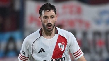 Dos bajas mundialistas: River cortaría los préstamos de Matías Viña y Kendry Páez