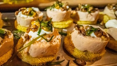 San Martín de los Andes: «Fuego, humo y sabores» anticipó los platos de la temporada invierno con chefs neuquinos