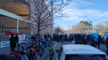 Conflicto en el IUPA: tras una larga audiencia, las partes acordaron volver a reunirse el martes