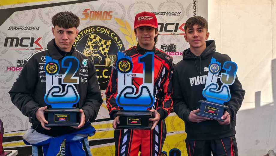 Lautaro Peralta, Laureano Martínez y Santino Romani, celebraron en la categoría Junior.