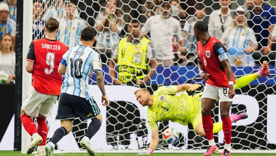Messi marcó un doblete ante Austria y estableció un nuevo récord en Mundiales. (AFP)