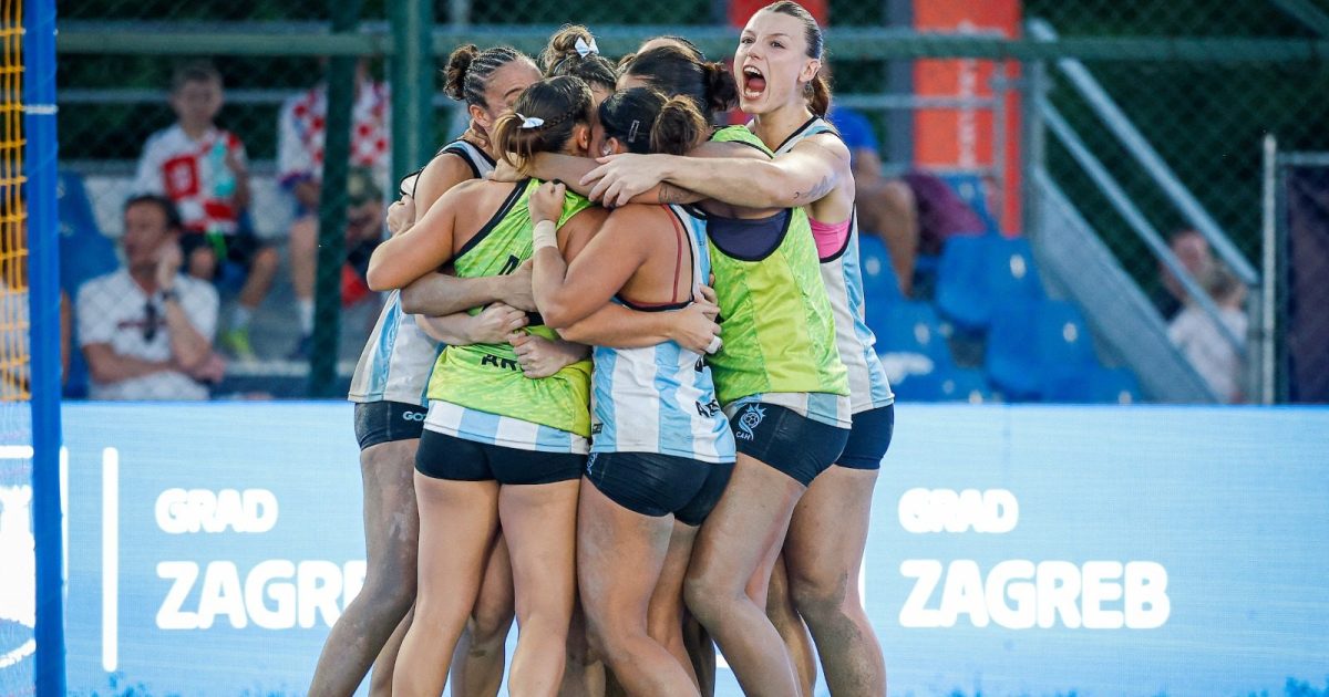 Con presencia regional, las Kamikazes salieron campeonas del mundo en beach handball