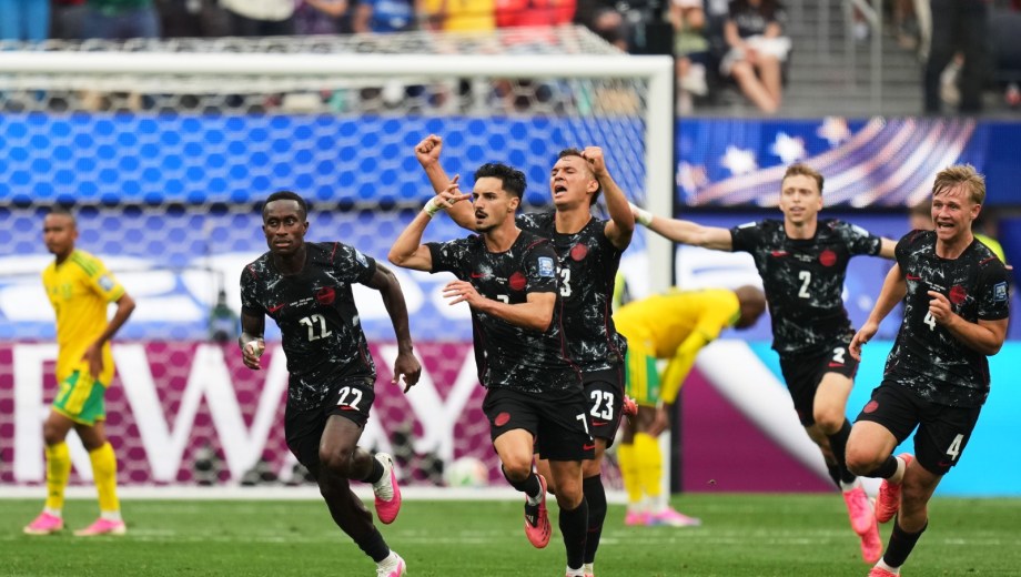 Eustáquio marcó el gol agónico de Canadá ante Sudáfrica. (Foto: AP)