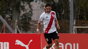 Uno de los borrados por Coudet no se presentó a entrenar, se fue de vacaciones y hay enojo en River