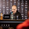 Imagen de Bielsa confirmó su salida de Uruguay y confesó: "Los jugadores no hicieron nada que me impida poder conducirlos"