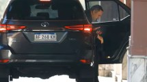 Imagen de El fantasma de Guillermo Francos y la delicada posición de Manuel Adorni en el Gabinete: ¿hay salida o renuncia?