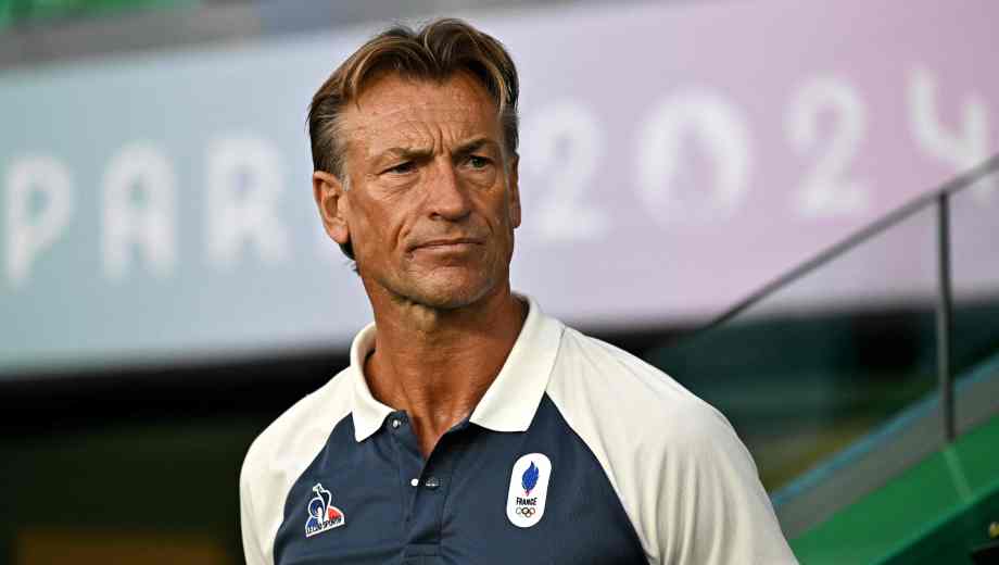 (FILES) France's coach Herve Renard looks on in the women's group A football match between France and Canada during the Paris 2024 Olympic Games at the Geoffroy-Guichard Stadium in Saint-Etienne on July 28, 2024. Tunisia have responded to their 5-1 World Cup thrashing by Sweden by sacking coach Sabri Lamouchi and replacing him with Frenchman Herve Renard, the federation announced on national TV late June 15, 2026. (Photo by Arnaud FINISTRE / AFP)