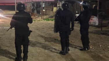 Allanamientos en el Parque Industrial de Neuquén: hubo tres demorados y el secuestro de armas
