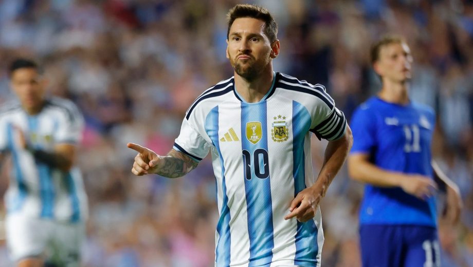 Messi entró en el segundo tiempo y tardó solo 120 segundos en convertir.