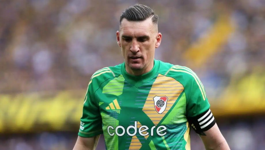 Armani perdió terreno en el arco y podría seguir su carrera en Colombia.