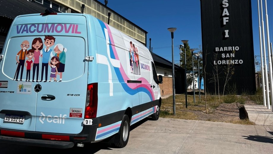 Vacunatorio movil de CALF. 