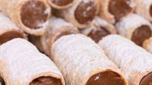 Cañoncitos «mentirosos» de dulce leche hechos en casa