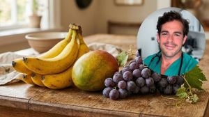 Por qué el cardiólogo Aurelio Rojas advierte que comer banana, mango o uvas por la noche daña tu corazón y tu descanso