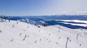 Cerro Catedral lanzó una promoción para esquiar en Bariloche: pases diarios en cuotas sin interés