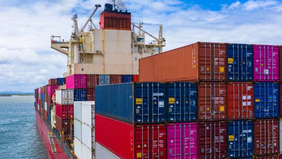 El costo de transportar un contenedor desde China hacia Argentina se multiplicó en pocas semanas.