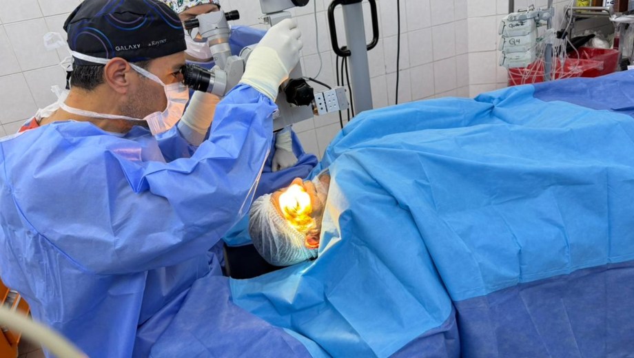 Por primera vez, una institución privada realizó un trasplante de córnea en Neuquén. (Gentileza Clínica Pasteur).