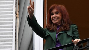 Cristina Kirchner, bajo advertencia judicial: evalúan quitarle la prisión domiciliaria por los actos en Constitución