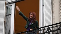 Imagen de «Bajo advertencia»: la Justicia intimó a Cristina Kirchner y pone en jaque su prisión domiciliaria