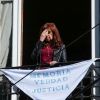 Imagen de Último adiós a Taty Almeida: desde el balcón de San José 1111, Cristina Kirchner despidió a la madre de Plaza de Mayo