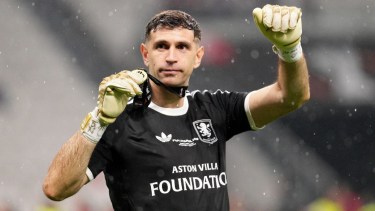 Dibu Martínez está en carpeta de un gigante europeo: qué pasara con su futuro tras el Mundial