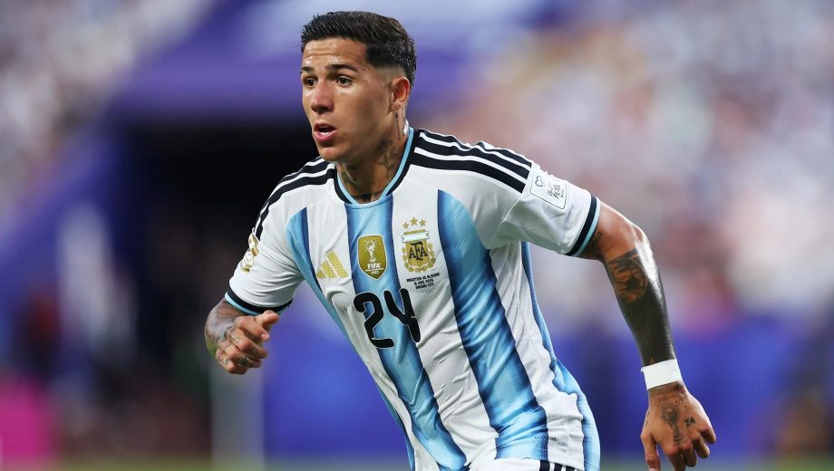 Enzo tiene grandes chances de vestir la camiseta blanca a partir de la próxima temporada.