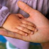 Imagen de Nunca conoció a su padre, perdió a su mamá y ahora busca llevar el apellido del hombre que la crio en Río Negro