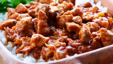 Paso a paso para lograr un goulash de cerdo con mucho sabor