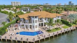 La casa de Lionel Messi en Miami por dentro: una joya arquitectónica con piscina, muelle y suite premium